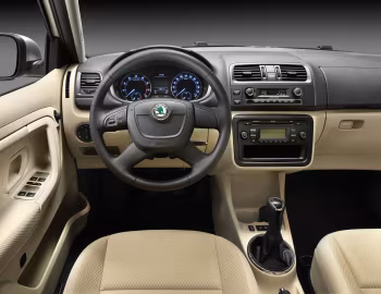 Painel frontal Škoda Fabia [Worldwide] (5J) '2010–13