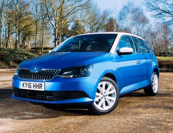 Skoda Fabia "Colour Edition" [UK-spec] (NJ) '01.2016–07.2018