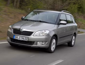 Škoda Fabia Combi [Worldwide] (5J) '2010–13