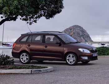 Škoda Fabia Combi [Worldwide] (5J) '2010–13
