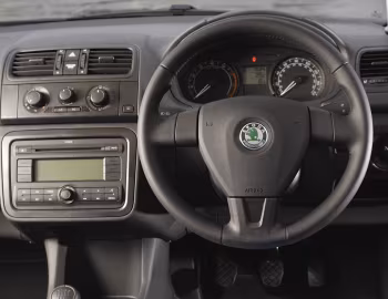 Передня панель Škoda Fabia Estate [UK-spec] (5J) '2007–10