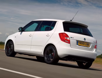 Škoda Fabia RS [UK-spec] (5J) '2010–15