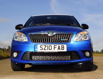 Škoda Fabia RS [UK-spec] (5J) '2010–15