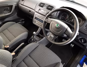 Інтер'єр Škoda Fabia RS [UK-spec] (5J) '2010–15