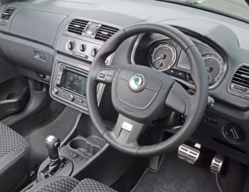 Painel frontal Škoda Fabia RS [UK-spec] (5J) '2010–15