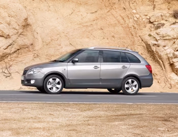 Škoda Fabia Scout Combi (5J) '2009–10