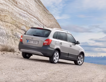 Škoda Fabia Scout Combi (5J) '2009–10