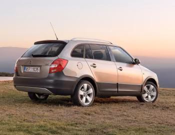 Škoda Fabia Scout Combi (5J) '2009–10