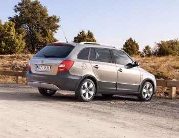Škoda Fabia Scout Combi (5J) '2009–10