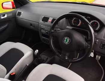 Painel frontal Škoda Fabia vRS [UK-spec] (6Y) '2004–07