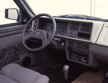 Передня панель Škoda Favorit Foreman II Pick-up [Worldwide] (Type 787) '1991–93