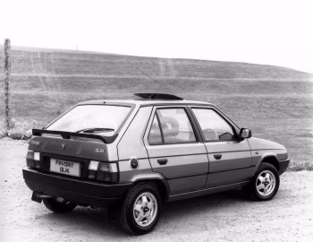 Škoda Favorit GLXi [UK-spec] (Type 781) '1993–94