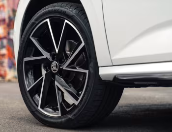Škoda Kamiq Monte Carlo [Australia] '2020–23