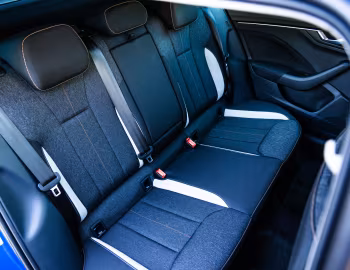 Interior Škoda Kamiq SEL [UK-spec] '2024–pr.