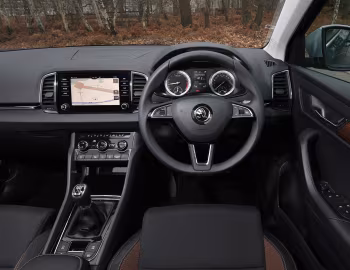 Painel frontal Škoda Karoq 4×4 Scout [UK-spec] '2018–22