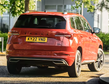 Škoda Karoq 4×4 Sportline [UK-spec] '2022–pr.