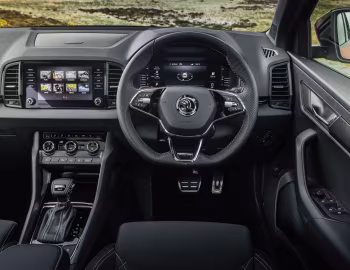 Painel frontal Škoda Karoq 4×4 Sportline [UK-spec] '2022–pr.