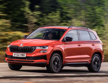 Škoda Karoq 4×4 Sportline [UK-spec] '2022–pr.