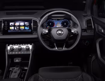 Painel frontal Škoda Karoq 4×4 Sportline [Australia] '2022–pr.