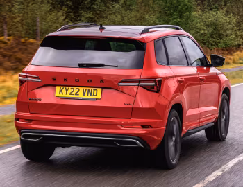 Škoda Karoq 4×4 Sportline [UK-spec] '2022–pr.