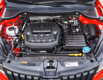 Sob o capô Škoda Karoq 4×4 Sportline [Worldwide] '2018–21