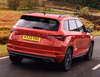 Škoda Karoq 4×4 Sportline [UK-spec] '2022–pr.