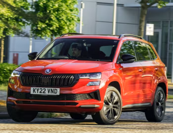 Škoda Karoq 4×4 Sportline [UK-spec] '2022–pr.