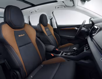 Interior Škoda Karoq 4×4 Scout [Worldwide] '2018–21