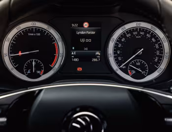 Painel Škoda Karoq SE L [UK-spec] '2022–pr.