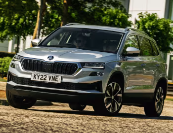 Škoda Karoq SE L [UK-spec] '2022–pr.