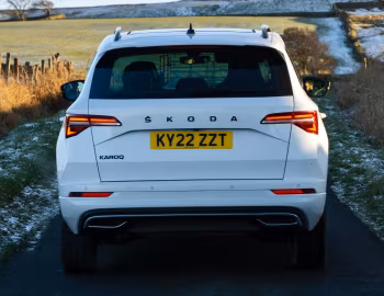 Škoda Karoq Sportline [UK-spec] '2022–pr.