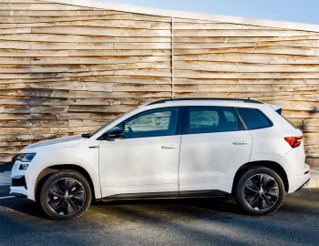 Škoda Karoq Sportline [UK-spec] '2022–pr.