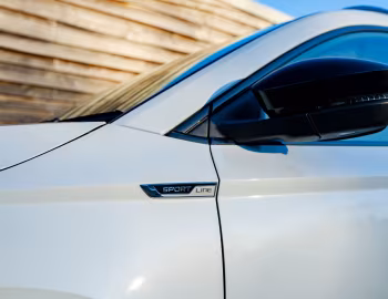 Škoda Karoq Sportline [UK-spec] '2022–pr.