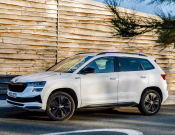 Škoda Karoq Sportline [UK-spec] '2022–pr.