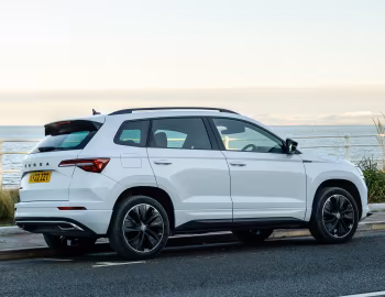 Škoda Karoq Sportline [UK-spec] '2022–pr.
