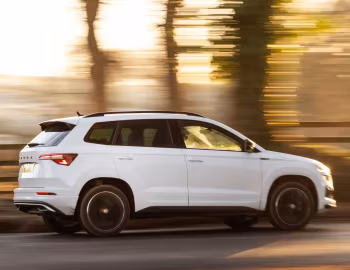 Škoda Karoq Sportline [UK-spec] '2022–pr.