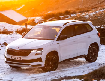 Škoda Karoq Sportline [UK-spec] '2022–pr.