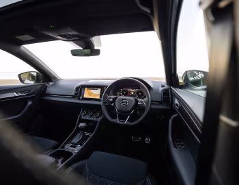 Interior Škoda Karoq Sportline [UK-spec] '2022–pr.