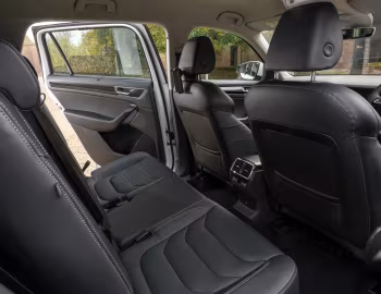 Інтер'єр Škoda Kodiaq 4×4 [UK-spec] '2016–21