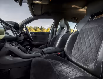 Interior Škoda Kodiaq 4×4 Sportline [UK-spec] '2017–21