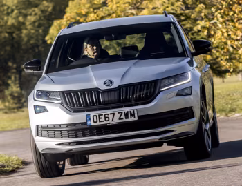 Škoda Kodiaq 4×4 Sportline [UK-spec] '2017–21