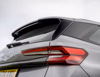 Škoda Kodiaq SE [UK-spec] '2024–pr.