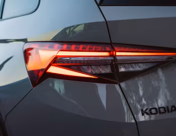 Škoda Kodiaq Sportline 4×4 [UK-spec] '2021–24
