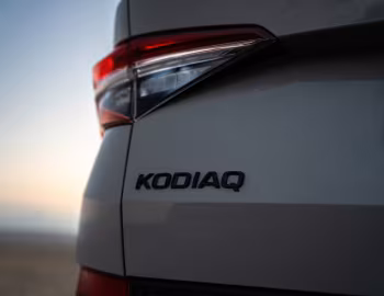 Škoda Kodiaq Sportline 4×4 [UK-spec] '2021–24