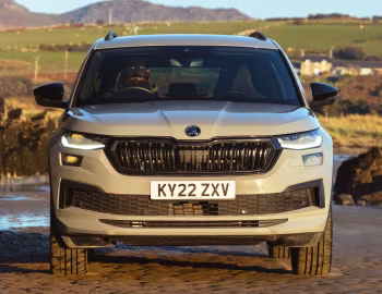 Škoda Kodiaq Sportline 4×4 [UK-spec] '2021–24