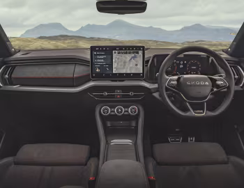 Painel frontal Škoda Kodiaq vRS [UK-spec] '2025–pr.