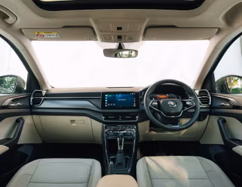 Painel frontal Škoda Kushaq [India] '2026