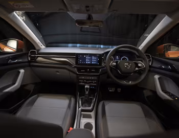 Передня панель Škoda Kushaq [India] '2021–26
