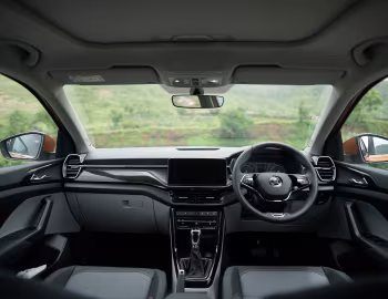 Painel frontal Škoda Kushaq [India] '2021–26