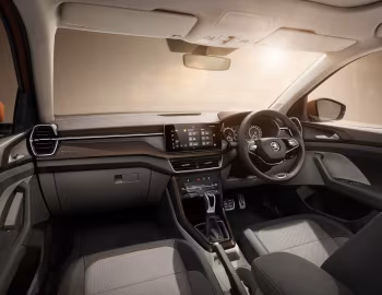 Painel frontal Škoda Kushaq [India] '2021–26